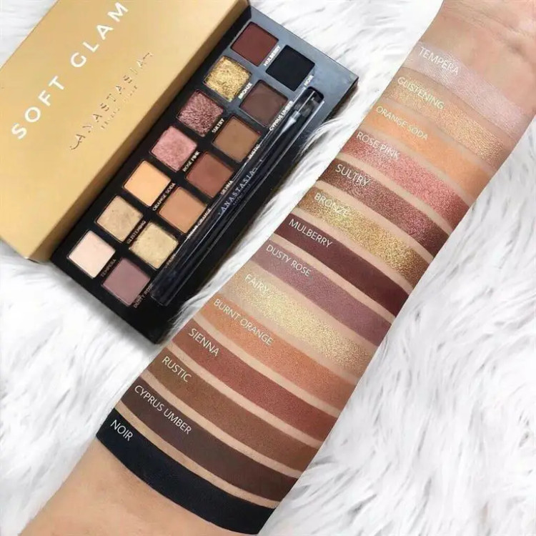 پالت سایه آناستازیا مدل سافت گِلَم ANASTASIA SOFT GLAM